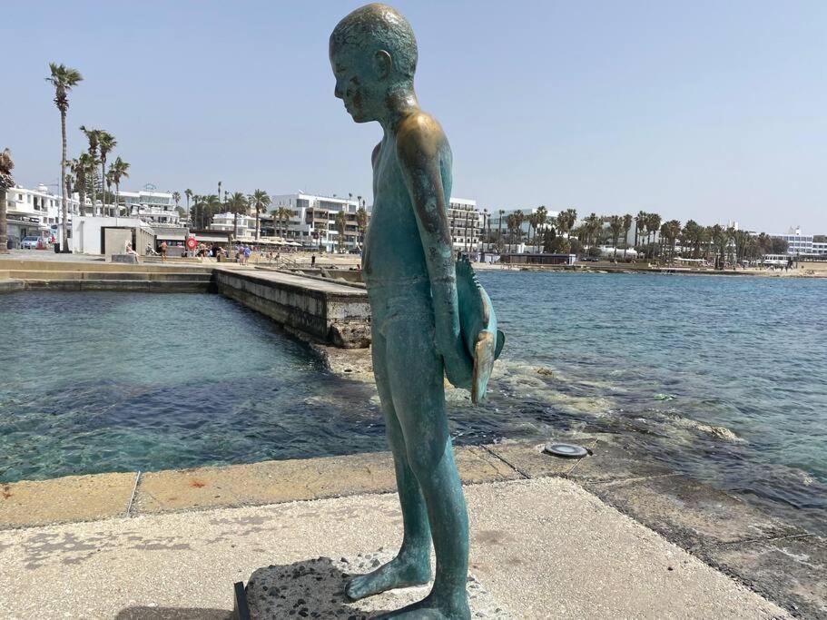 Appartement Ev Zin - Modern, Cozy, 1 Bed, Pool, 2 Balconies, A105 Paphos
